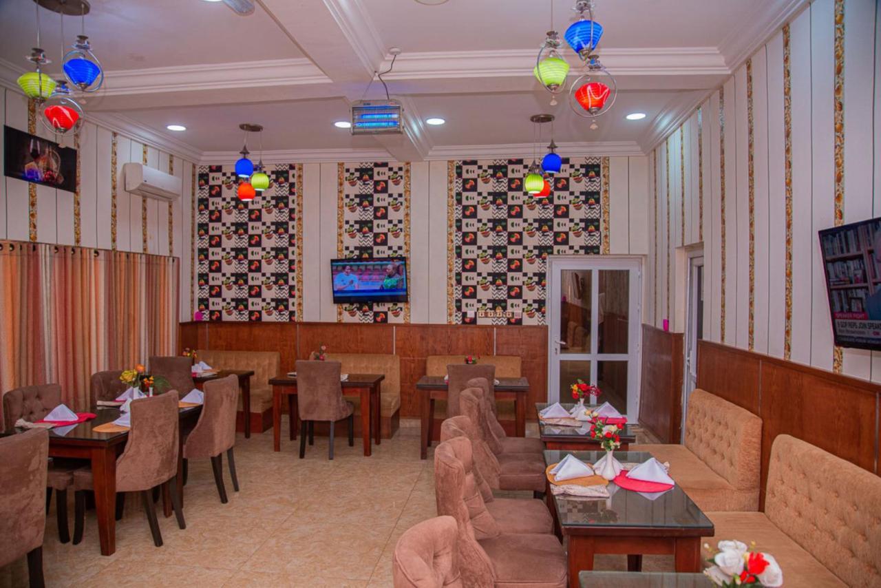 Mahogany Hotel And Suites Ibadan Exterior photo