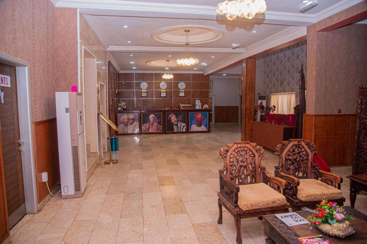 Mahogany Hotel And Suites Ibadan Exterior photo